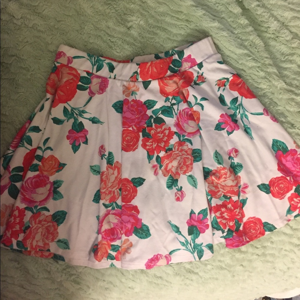 Pacsun floral skirt