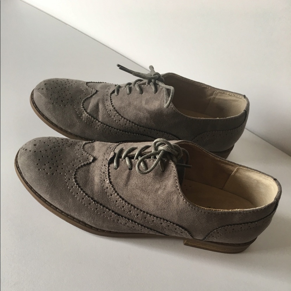 💥PRICE DROP💥 Women's light Gray Oxford Shoes