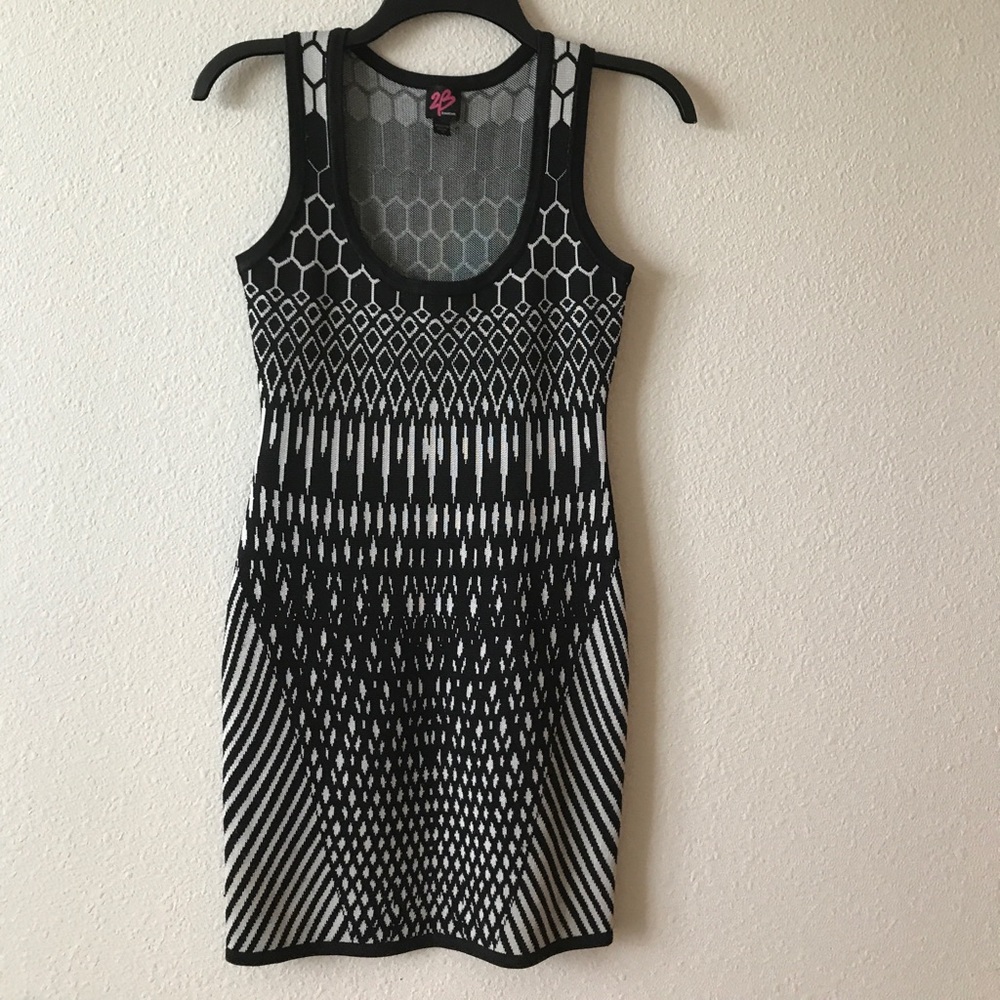 GORGEOUS BEBE BODYCON DRESS