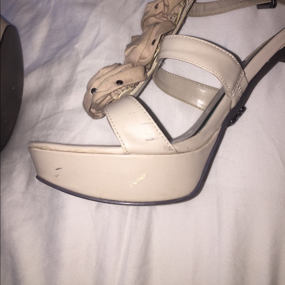 Simply Vera by Vera Wang heels - Picture 5 of 6