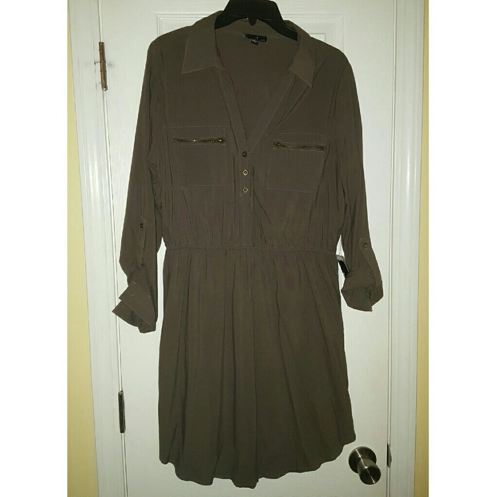 *PLUS*  Button Up dress
