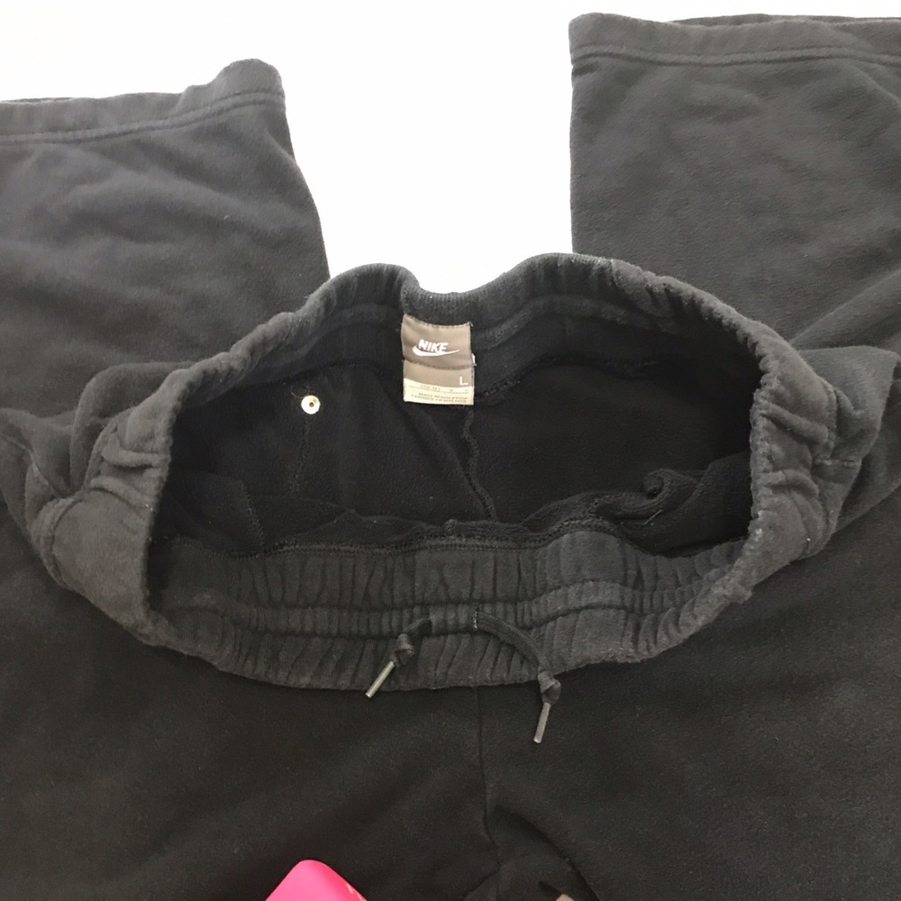 NIKE Cotton Blend Classic Training Pants - Picture 3 of 5