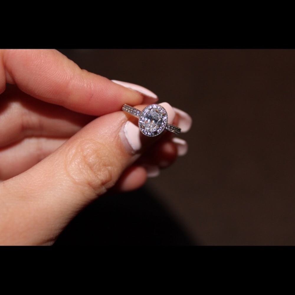 New Authentic Pandora Ring