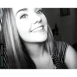 Meet your Posher, Nikki