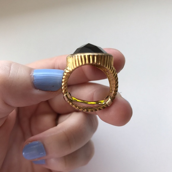 Ariella Collection Emerald Stone & Gold Ring - Picture 4 of 4