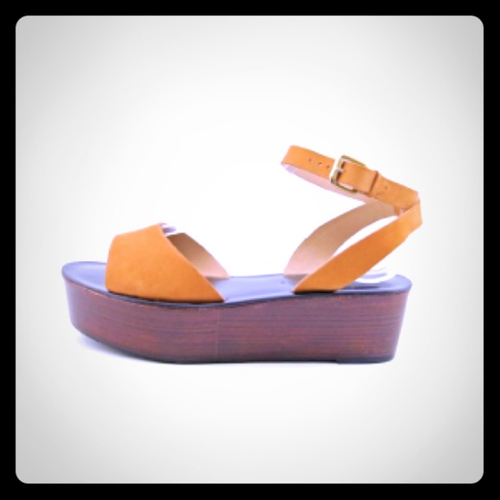 ***SOLD***The Pour La Victoire Ciara Sandals