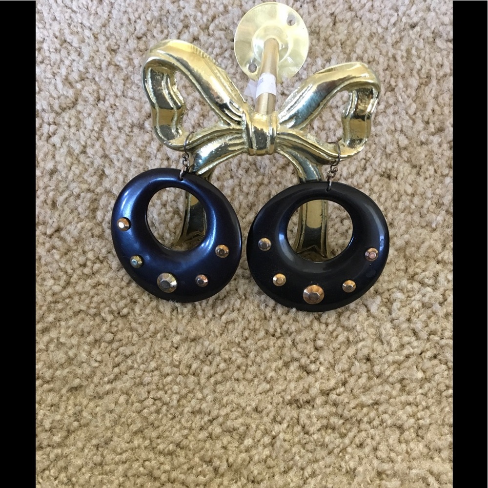 BOHO CHIC black brassy bronze dangle earrings - Picture 2 of 3
