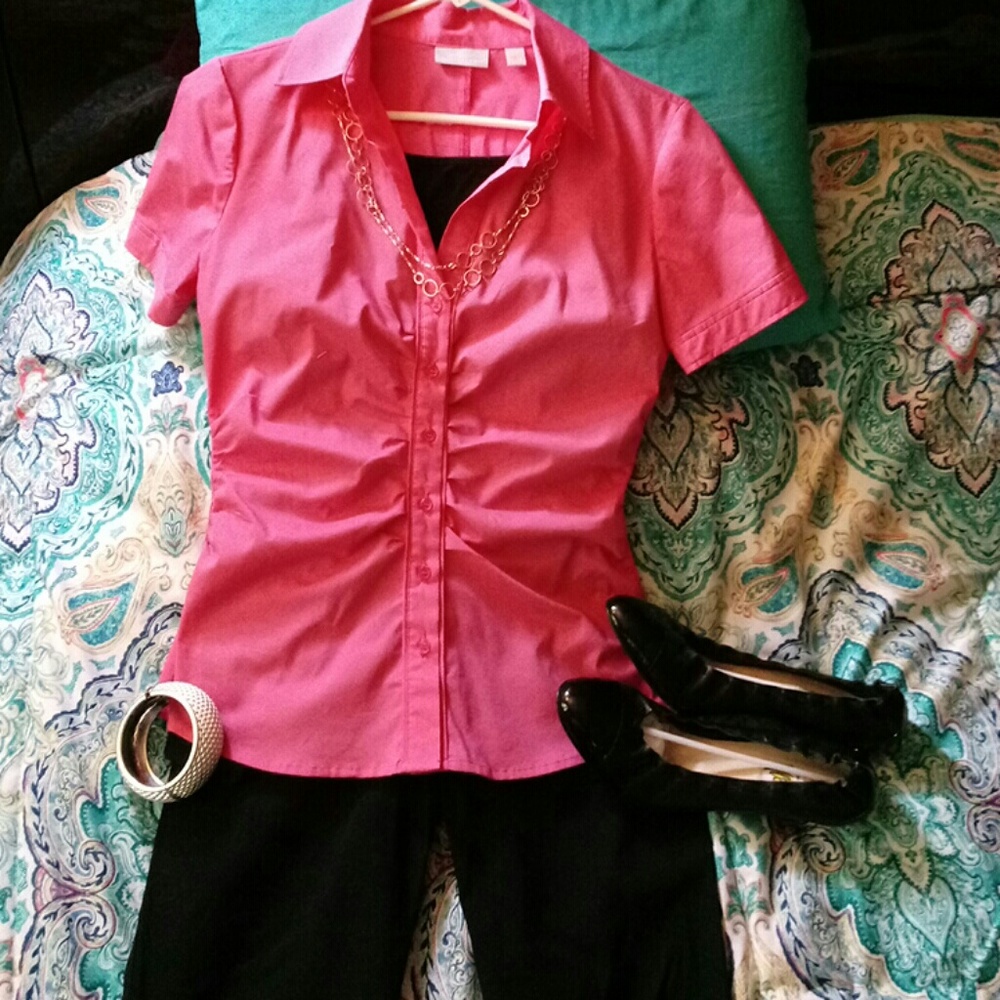 NY & Co. Short sleeve pink dress shirt size S
