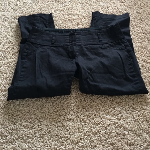 Black capris - Picture 2 of 2