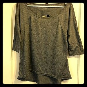 Asymetrical 3/4 sleeve workout top