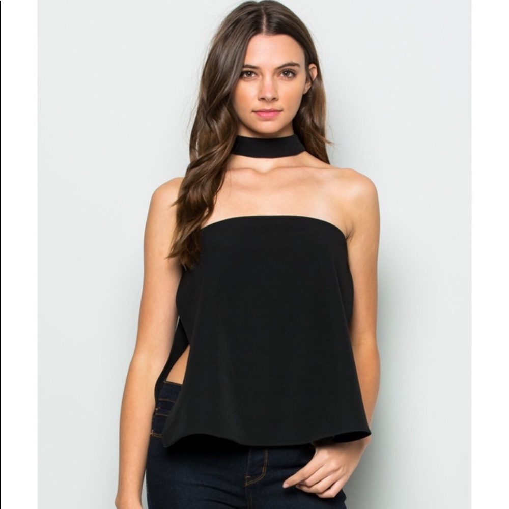 ON SALE!! Black choker style Top