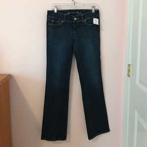 New American Eagle slim dark wash boot cut jeans!