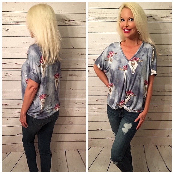 LAST ONE Stunning v neck wrap tunic! - Picture 3 of 3