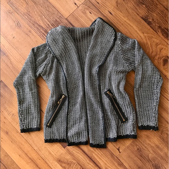 Size Chart Shop for fall jackets & winter coats at Free People. Find designer jackets in leather, shearling & faux fabric styles. Free Shipping Over $