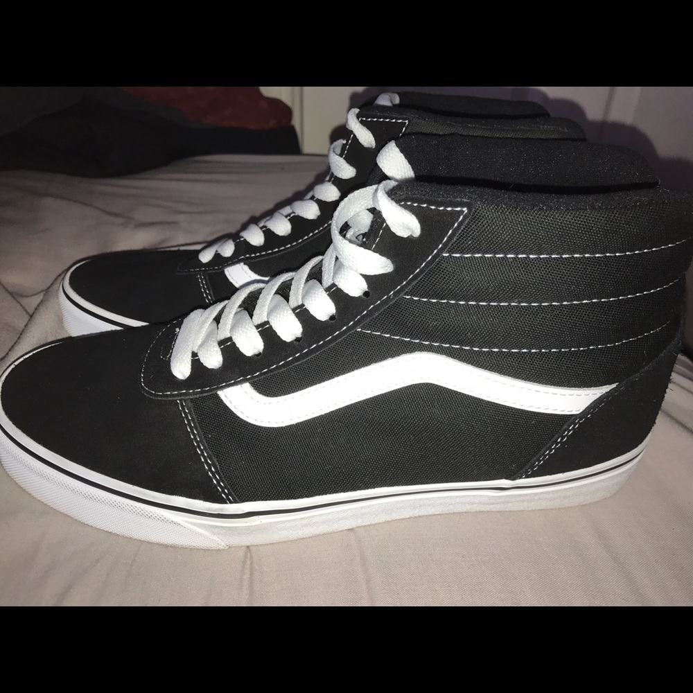 Black vans