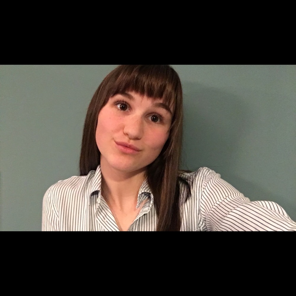 Meet your Posher, Makayla