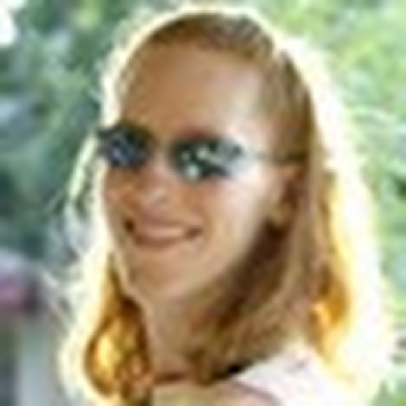 Meet your Posher, Cheri - Picture 1 of 1