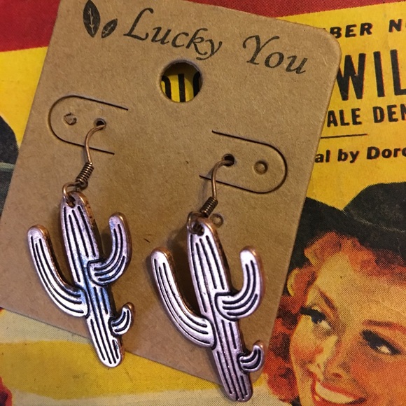 cactus earrings copper tone cactuses pierced ears - Picture 1 of 3