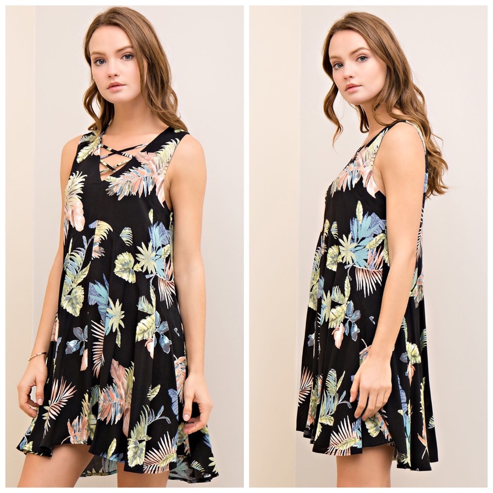 ❤️Palm Leaf  Fully Lined Strappy top dress - Picture 5 of 5