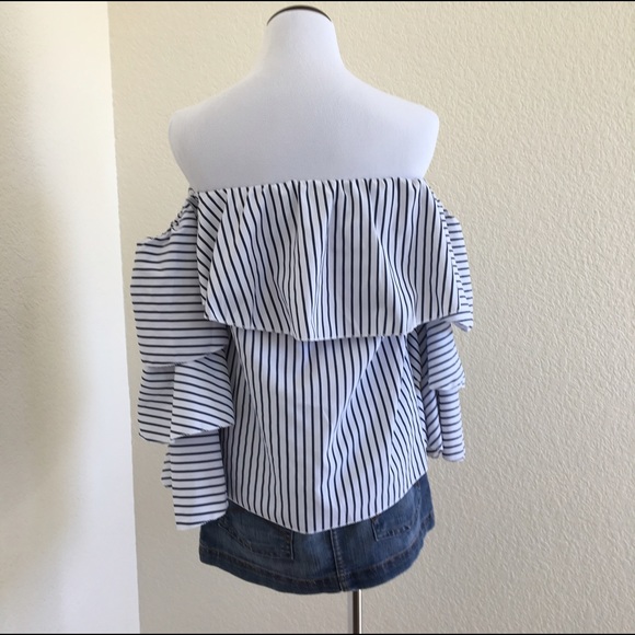 Black Striped Ruffle Off Shoulder Bell Sleeves Top - Picture 4 of 7