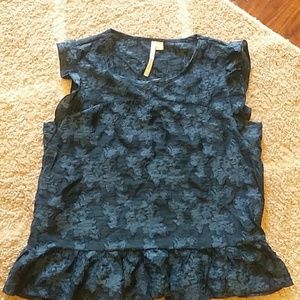 Blue floral ruffle sleeve shirt ❤ NWOT