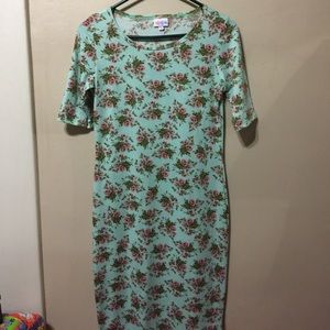 XS Lularoe Julia