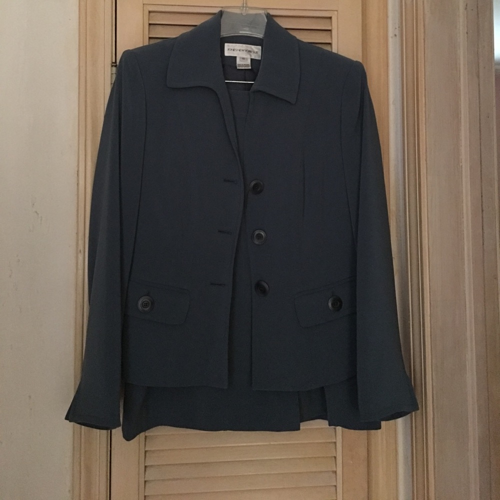 Jones New York suit