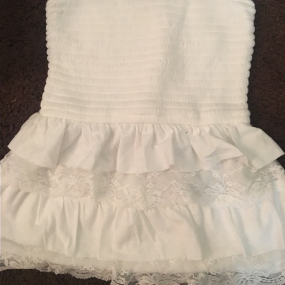 HOLLISTER RUFFLE TUBE TOP / NWT