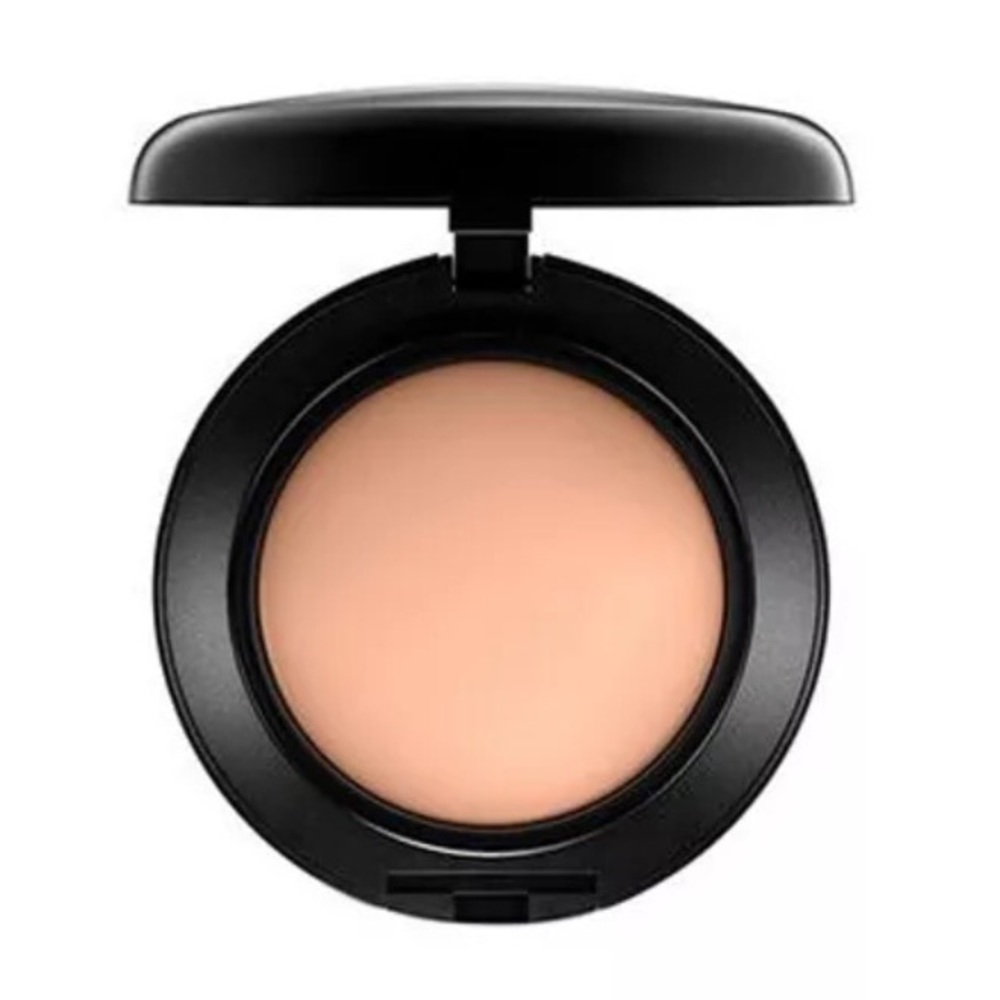 MAC studio tech foundation NW43 NEW