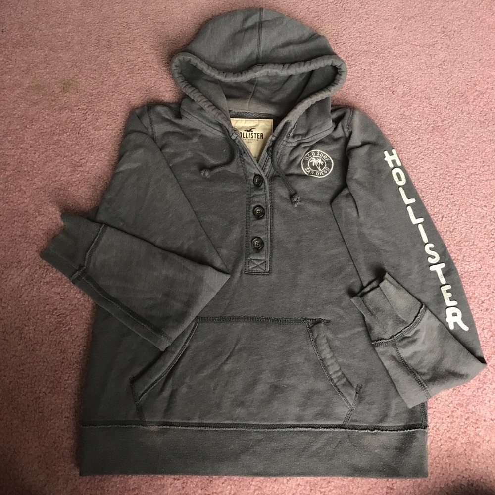 Hollister Sweatshirt!