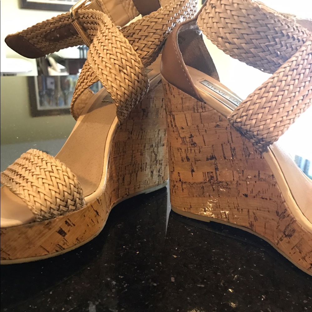 Steve Madden Size 9.5 Wrap Wedge Sandal
