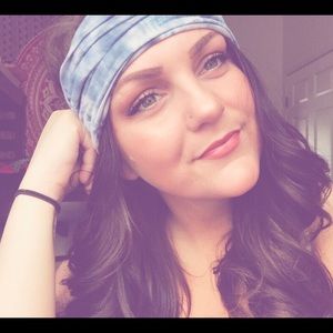 Meet your Posher, Reagan