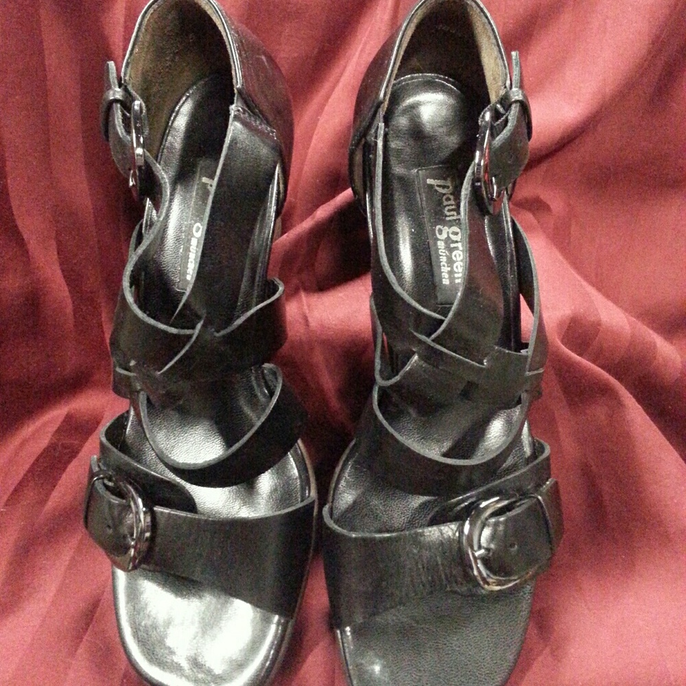 Shoes - Picture 2 of 2