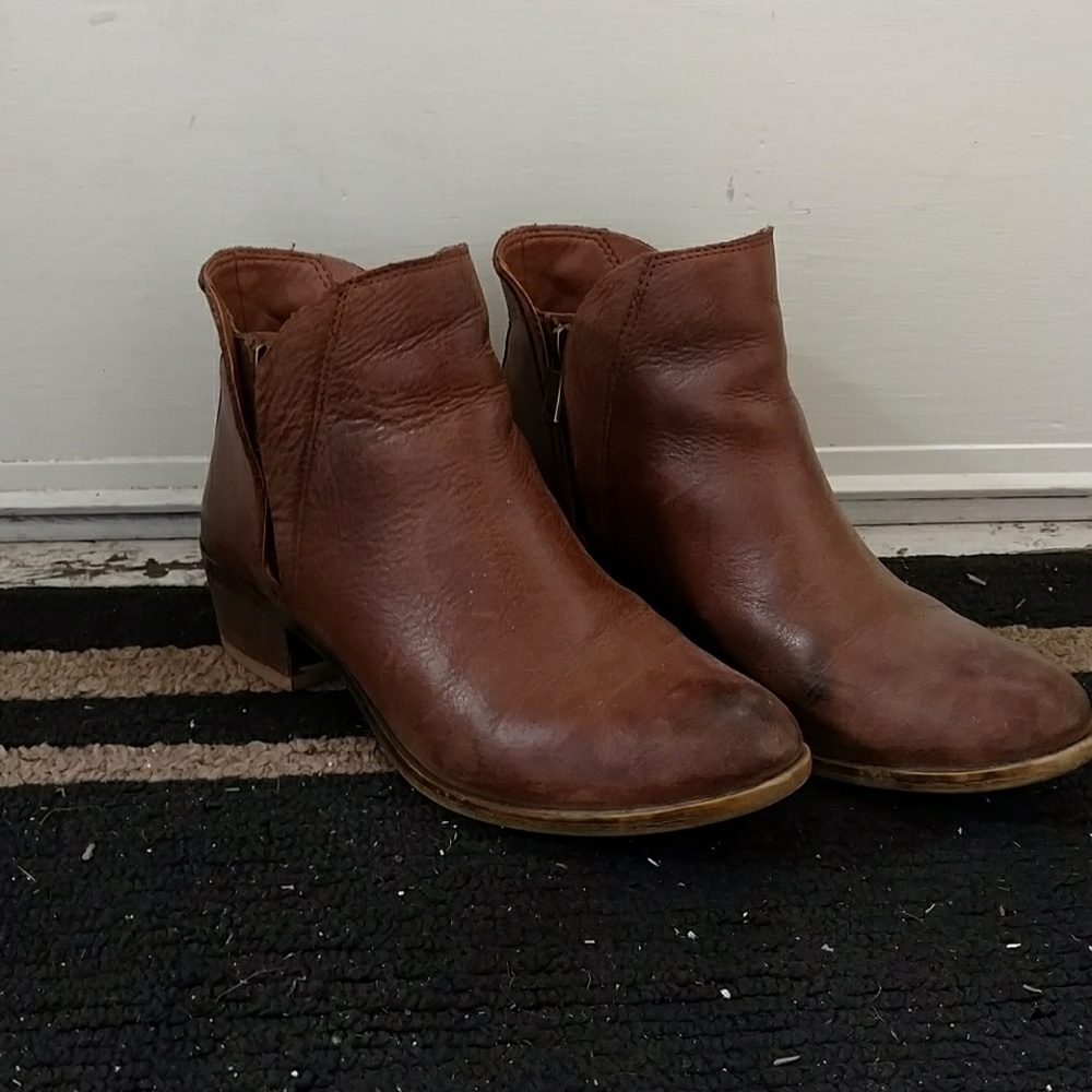 Lucky Brand womens booties, size 7.5