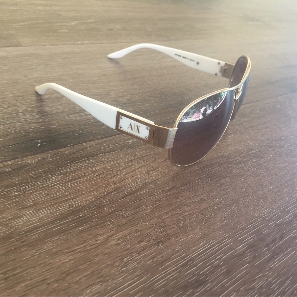 {{•ARMANI EXCHANGE•}} women's sunglasses