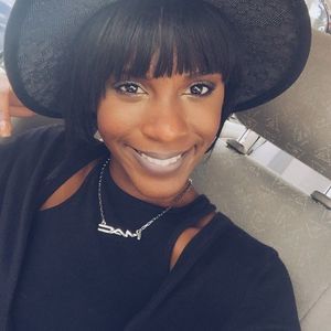 Meet your Posher, Amber