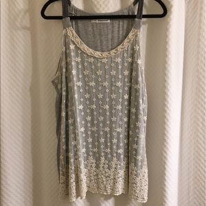💥Grey tank with cream lace overlay