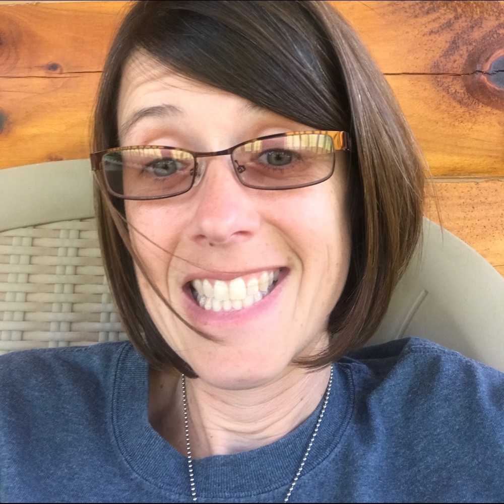 Meet your Posher, Julie