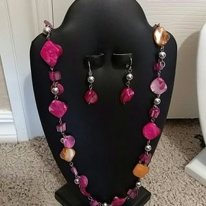 Necklace and earring set