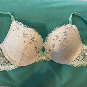 Victoria's Secret Dream Angels Push-up Bra