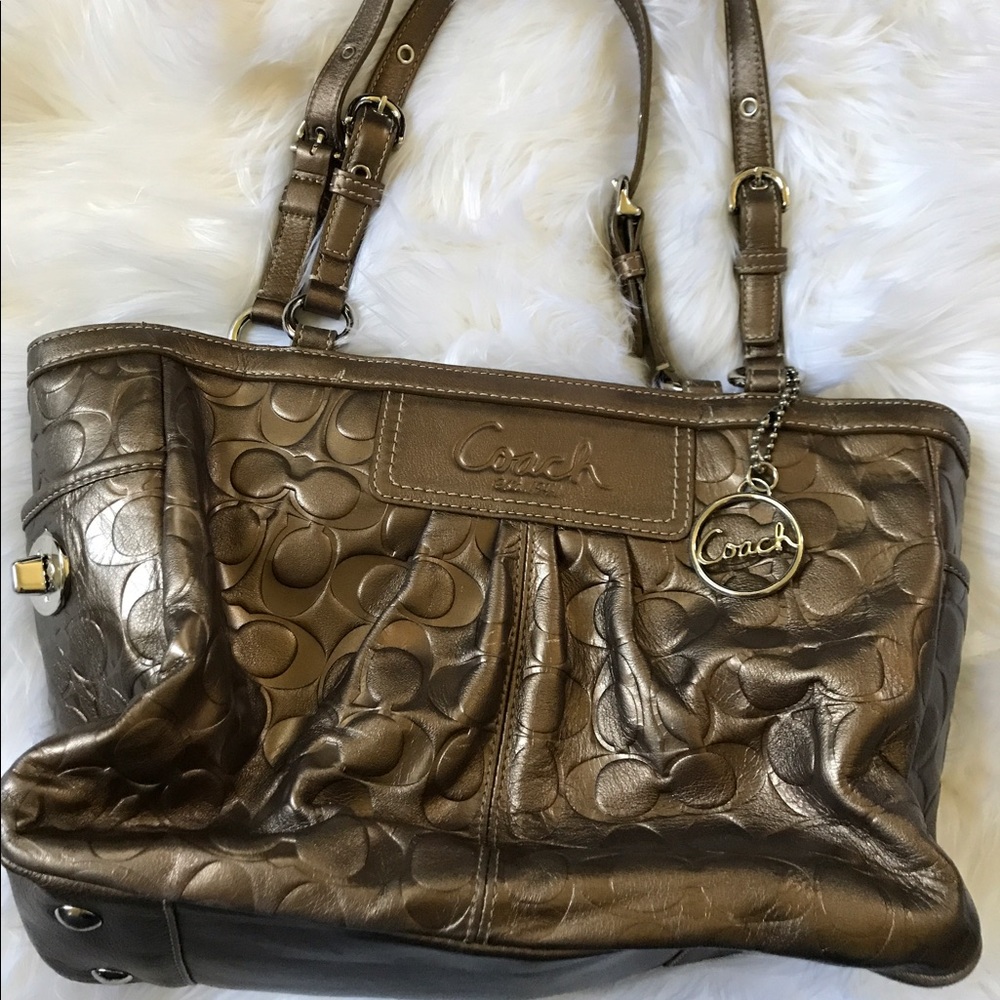 SOLD...!!!!   Authentic Coach bag