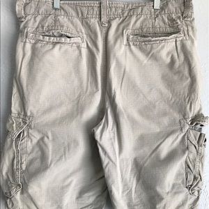American Eagle cargo shorts (khaki)