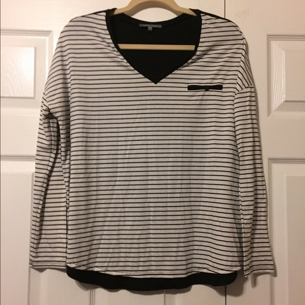 Black and white stripped long sleeve v neck