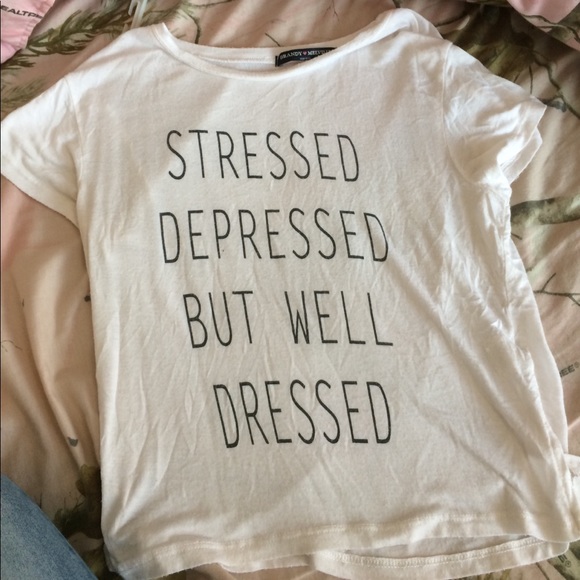 Brandy Melville slightly cropped tee - Picture 2 of 3