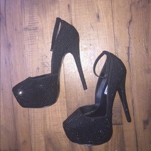 Steve Madden Platform heels