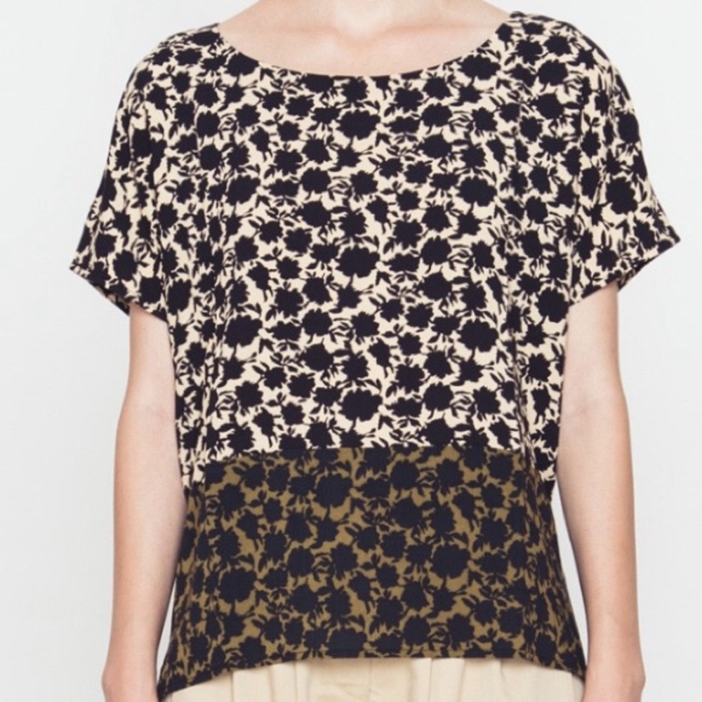 Mo : Vint NY Printed Floral Top