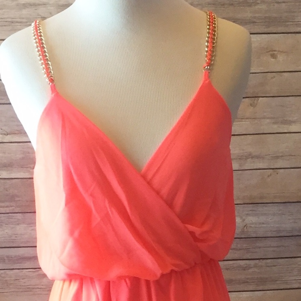 ❤️❗️Last 1! Medium Coral tulip hem dress - Picture 3 of 4