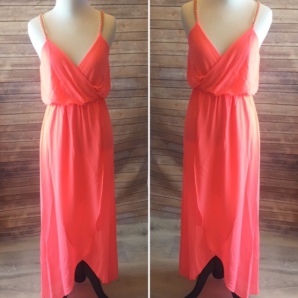 ❤️❗️Last 1! Medium Coral tulip hem dress - Picture 2 of 4