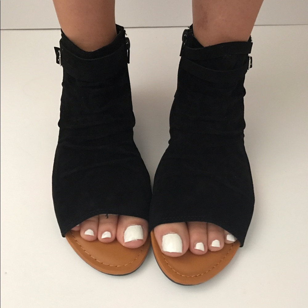 1 left! Desert Highway Vegan Suede Sandal - Picture 2 of 6