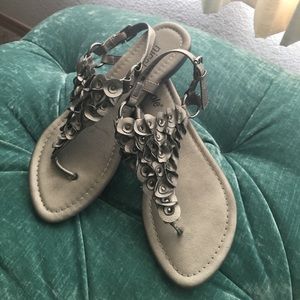 Grey flowered sandals